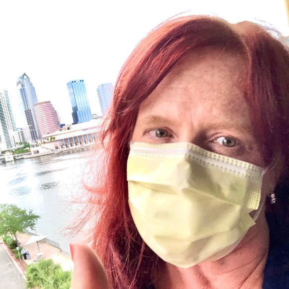 Meet your Posher, Elaine - Picture 2 of 2